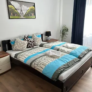 Se 3 Ložnicemi - Centrum Apartmán